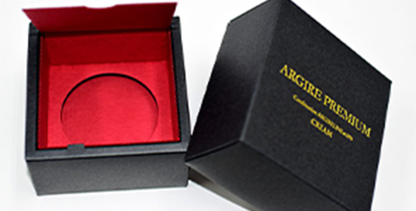 化粧箱制作における表面加工による傷対策について